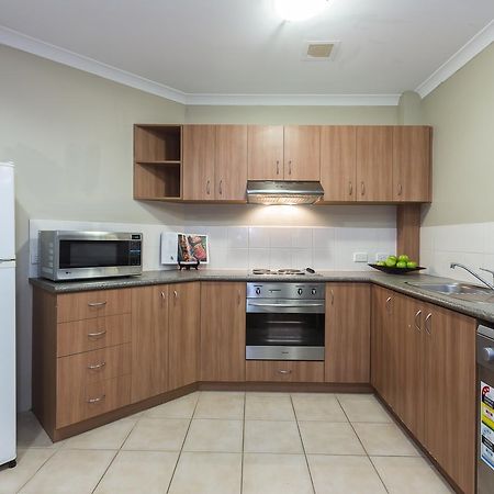 Mont Clare Boutique Apartments Perth Extérieur photo